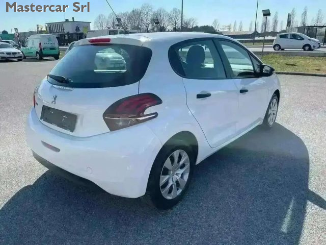 PEUGEOT 208 usata, con Boardcomputer