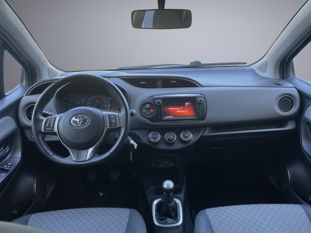 TOYOTA Yaris usata, con Servosterzo