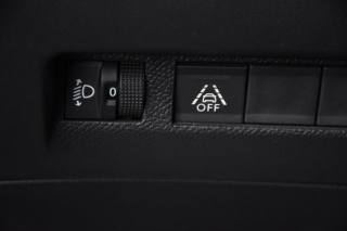 PEUGEOT 208 usata, con Volante in pelle