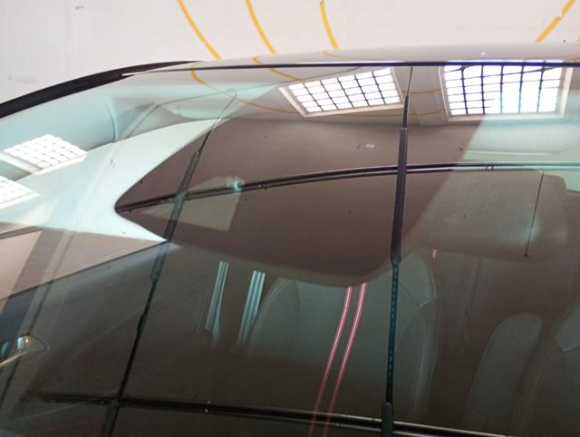 OPEL Crossland usata, con USB