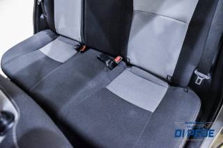 TOYOTA Yaris usata, con Airbag testa