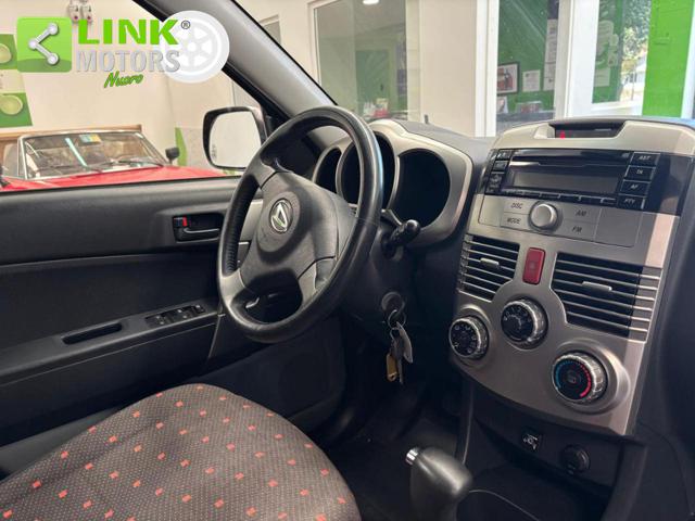 DAIHATSU Terios usata, con USB