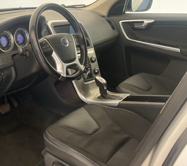VOLVO XC60 usata, con Alzacristalli elettrici