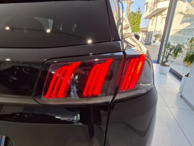 PEUGEOT 3008 usata, con Climatizzatore