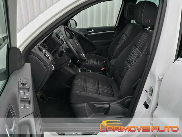 VOLKSWAGEN Tiguan usata, con Airbag laterali