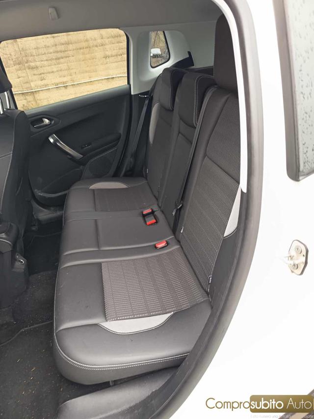 PEUGEOT 2008 usata, con Chiusura centralizzata