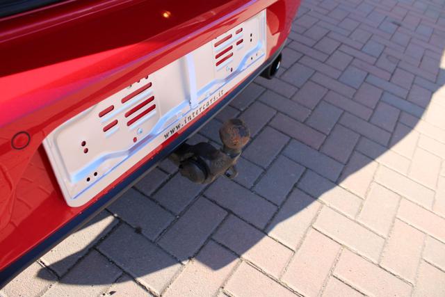 VOLKSWAGEN Golf GTI usata, con Gancio traino