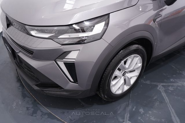 RENAULT Captur usata 21