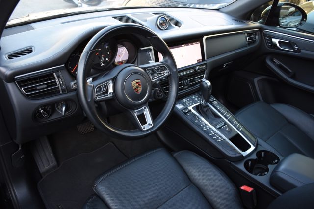 PORSCHE Macan usata, con Boardcomputer