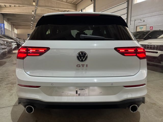 VOLKSWAGEN Golf usata, con Autoradio