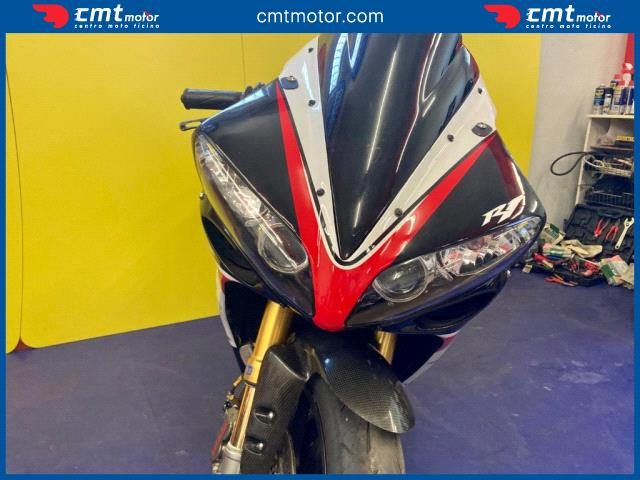 YAMAHA YZF R1 usata 10