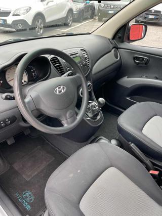 HYUNDAI i10 usata, con Autoradio