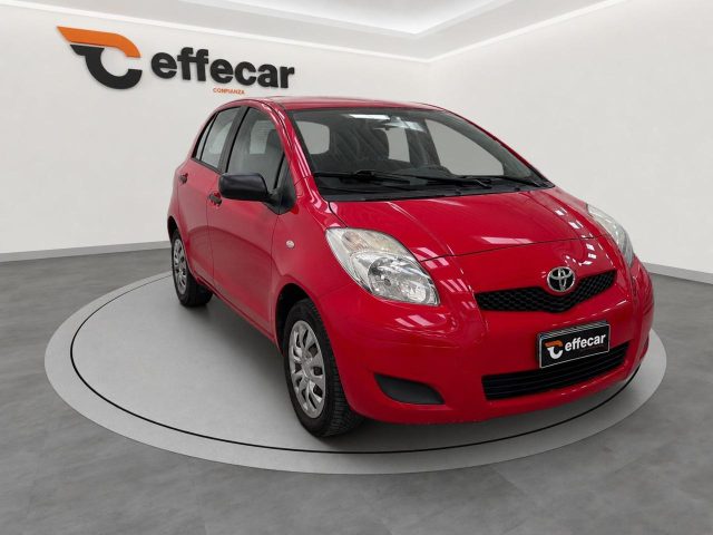 TOYOTA Yaris usata, con Airbag