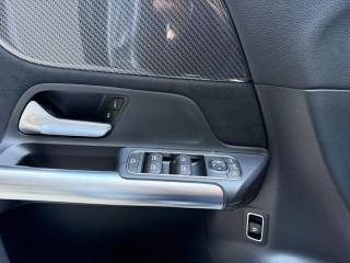 MERCEDES-BENZ GLA 180 usata 28