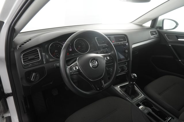 VOLKSWAGEN Golf usata 1