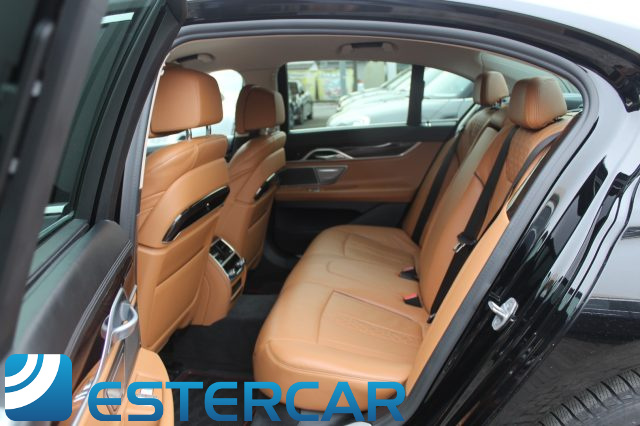 BMW 730 usata, con Autoradio
