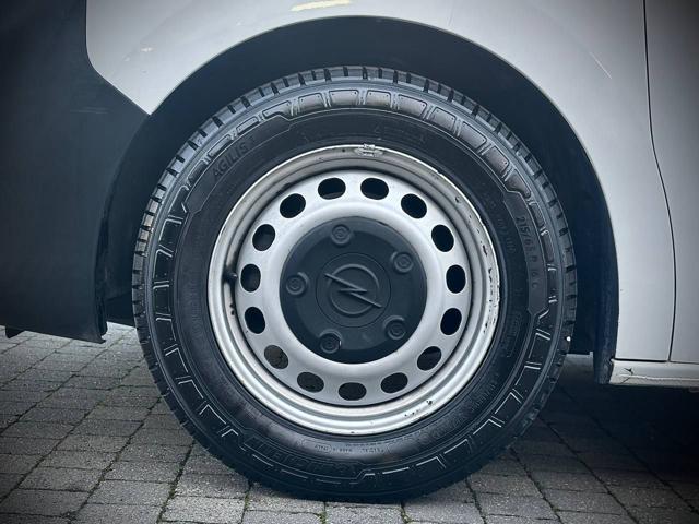 OPEL Vivaro Life usata, con Sedile posteriore sdoppiato
