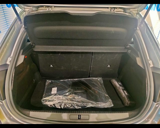 PEUGEOT 208 usata, con Specchietti laterali elettrici