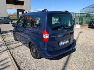 FORD Tourneo Courier usata, con Cronologia tagliandi