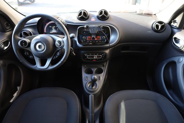 SMART ForFour usata, con MP3