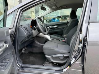 TOYOTA Auris usata, con Fendinebbia