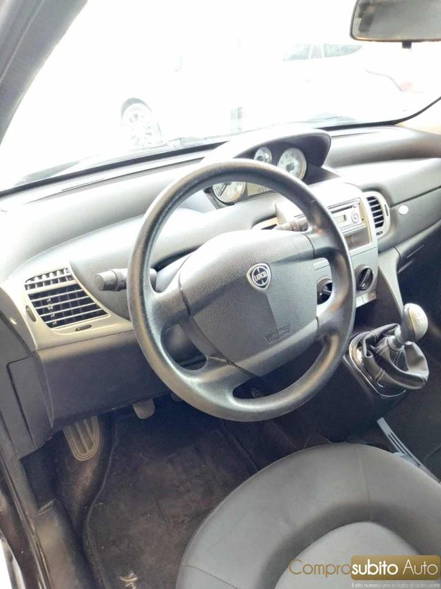 LANCIA Ypsilon usata, con Specchietti laterali elettrici
