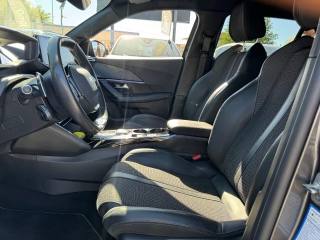 PEUGEOT 2008 usata, con Fari Xenon