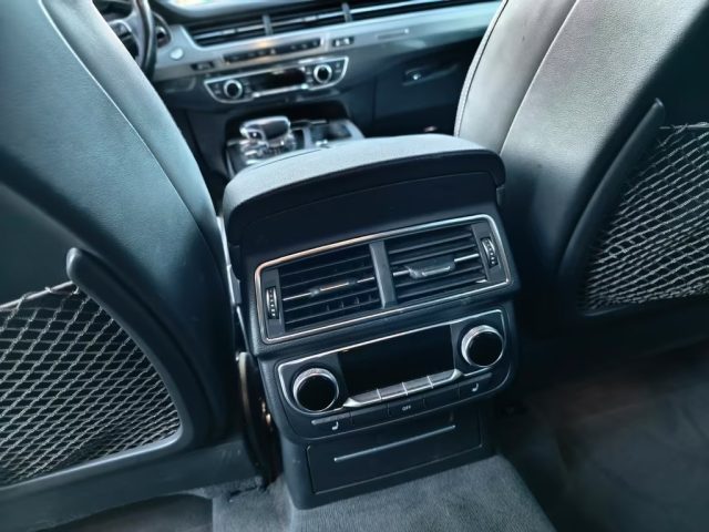 AUDI Q7 usata, con Controllo automatico clima