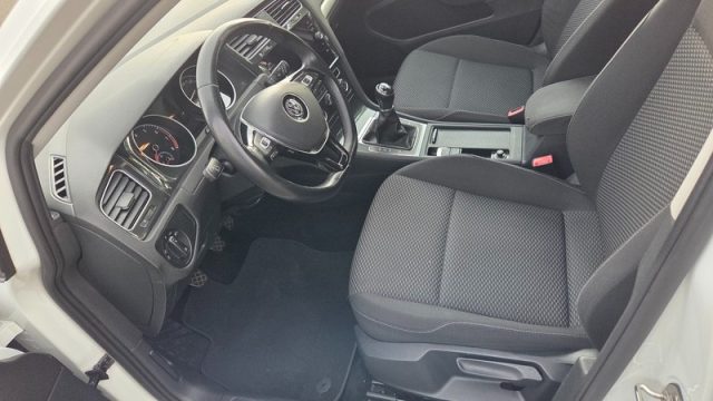 VOLKSWAGEN Golf usata, con ESP
