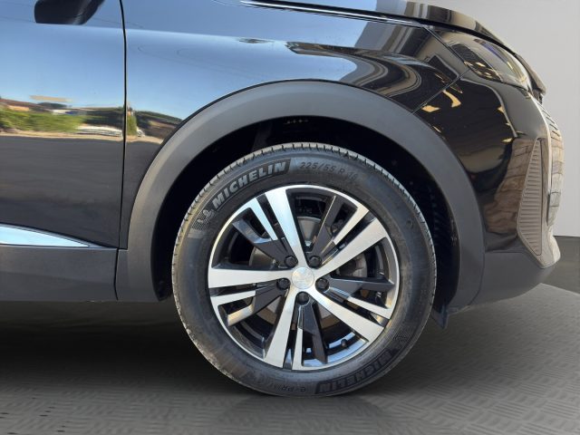 PEUGEOT 5008 usata, con Sensore di luce