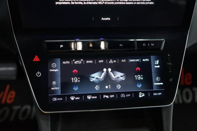 MASERATI Grecale usata, con Interni in pelle