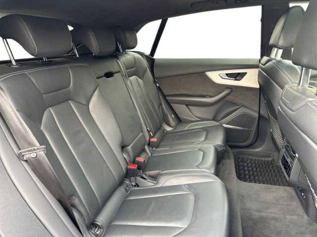 AUDI Q8 usata, con Interni in pelle