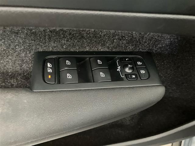 VOLVO XC40 usata 21