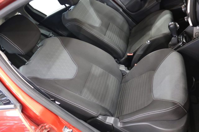 RENAULT Clio usata, con Climatizzatore