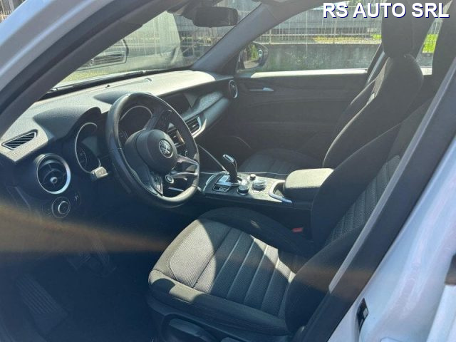 ALFA ROMEO Stelvio usata, con Autoradio
