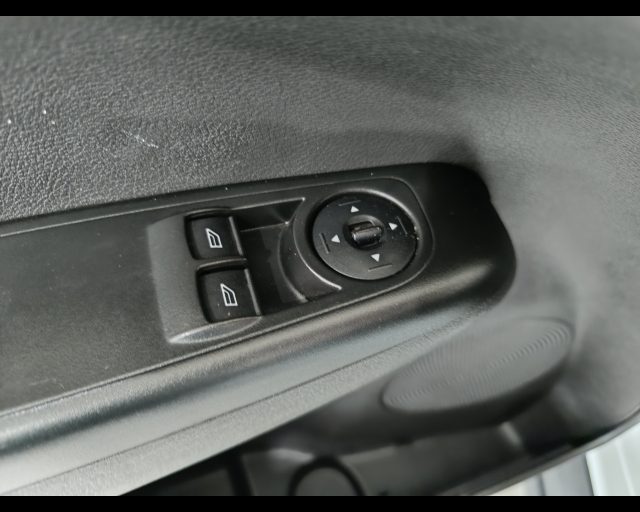 FORD Transit Courier usata, con Specchietti laterali elettrici