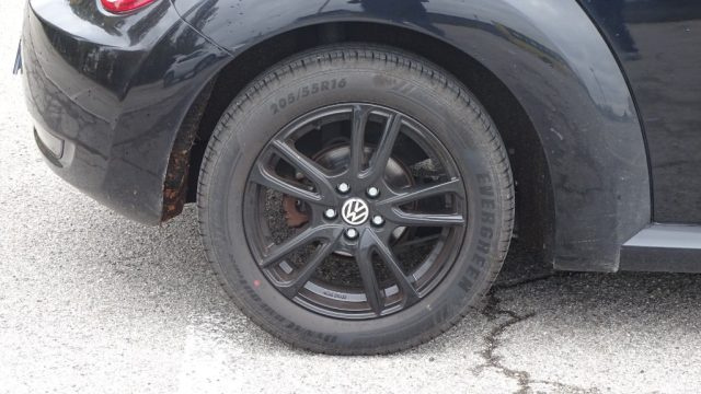 VOLKSWAGEN New Beetle usata 25