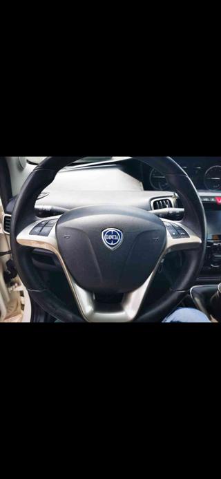 LANCIA Ypsilon usata 20