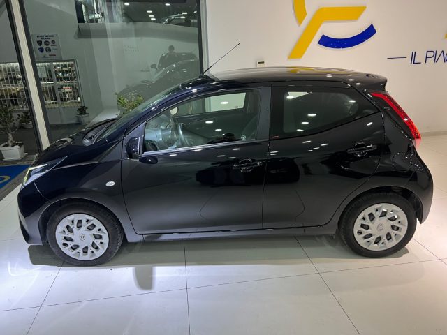 TOYOTA Aygo usata, con Chiusura centralizzata