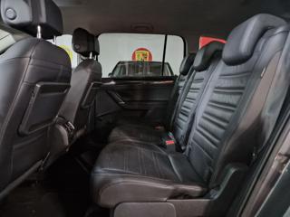 VOLKSWAGEN Touran usata, con Chiusura centralizzata