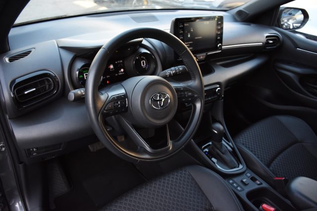 TOYOTA Yaris usata, con Alzacristalli elettrici