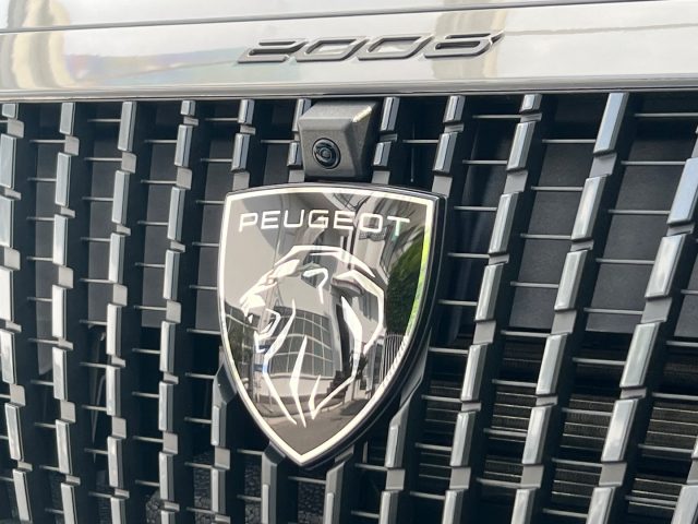 PEUGEOT 2008 usata, con USB