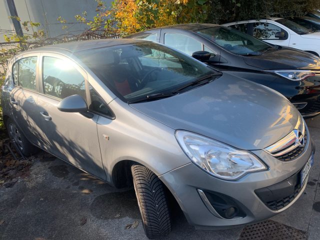 OPEL Corsa usata, con ABS