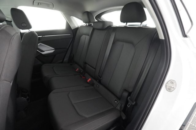 AUDI Q3 usata 9