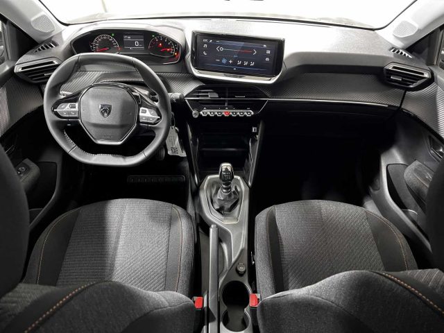 PEUGEOT 208 usata, con Sedile posteriore sdoppiato