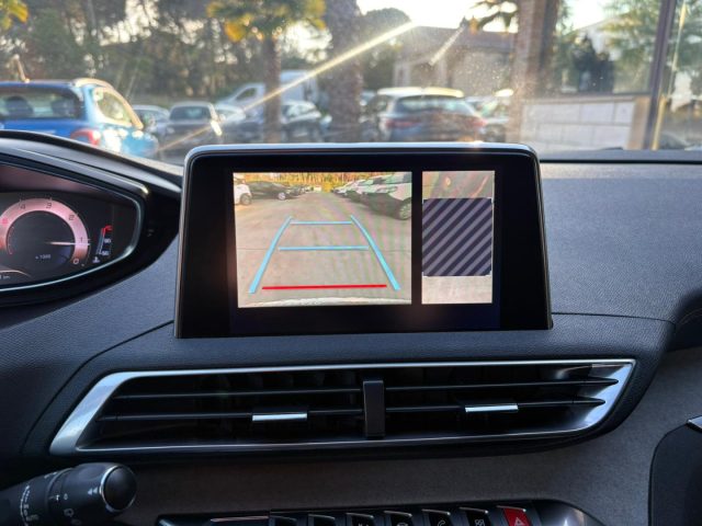 PEUGEOT 3008 usata, con Controllo automatico clima