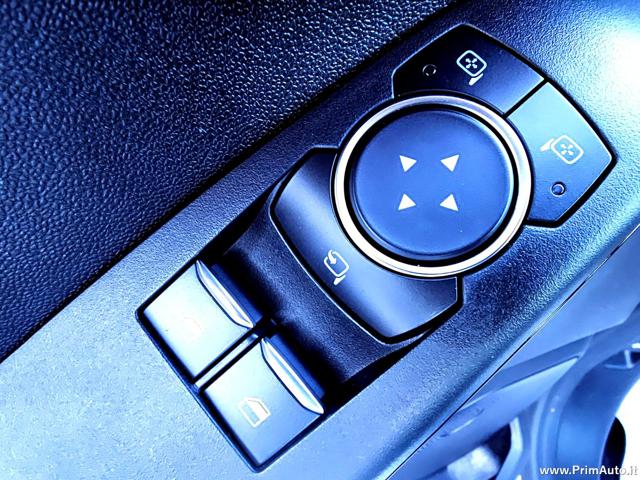 FORD Fiesta usata, con Sedile posteriore sdoppiato