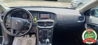 VOLVO V40 Cross Country usata, con Cruise Control