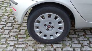 FIAT Punto usata, con Pneumatici estivi