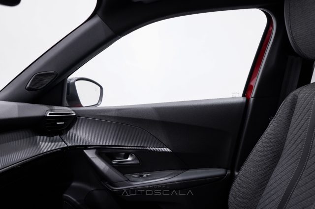PEUGEOT 2008 usata, con Fari LED